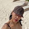 cocoshenell24